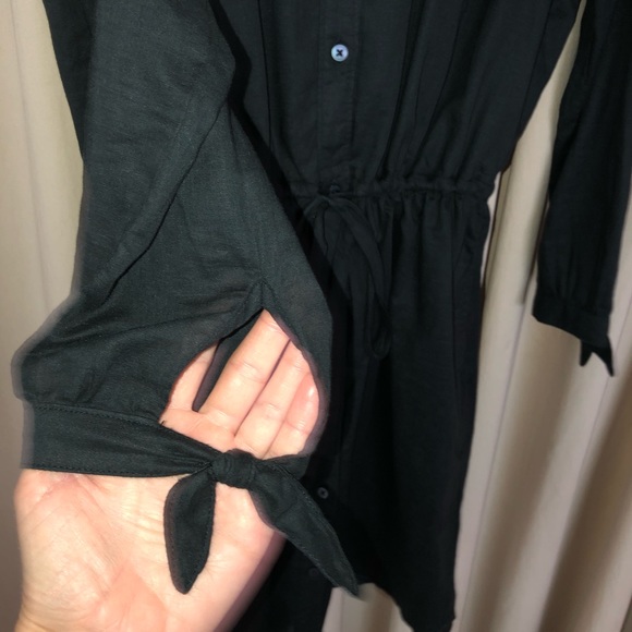 Abercrombie and Fitch black small dress - Picture 5 of 7